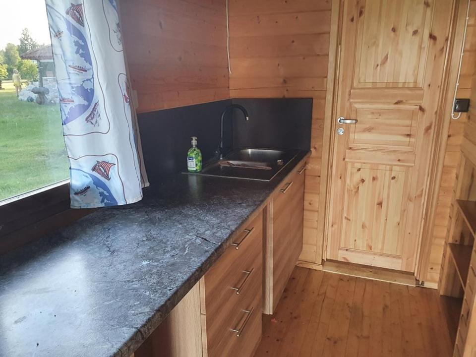 Отель Paeevatalu Camping Vilusi Экстерьер фото