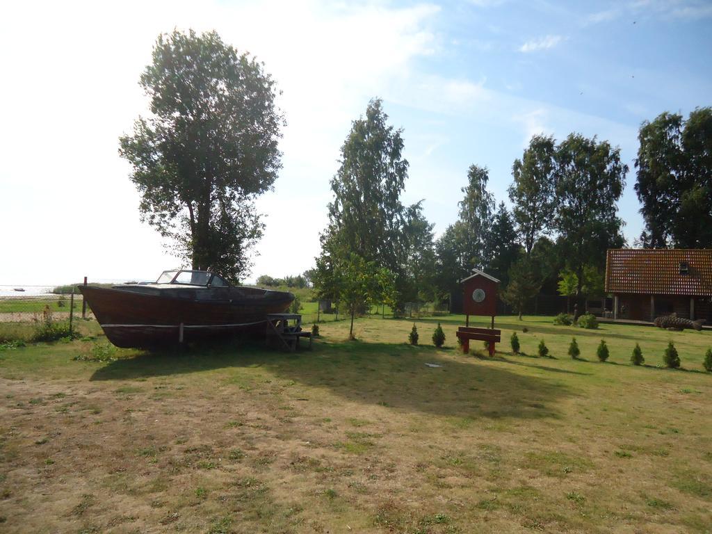 Отель Paeevatalu Camping Vilusi Экстерьер фото